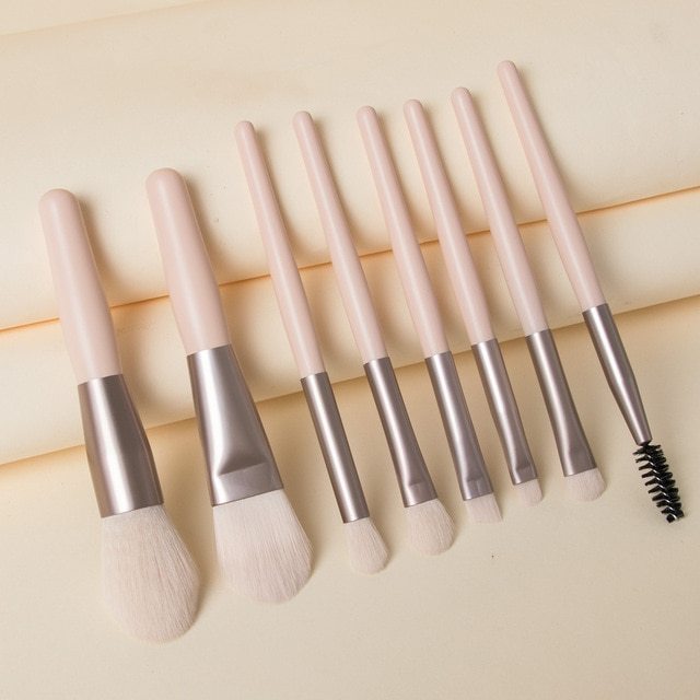 Travel-Size Mini Makeup 8-Brush Beauty Set