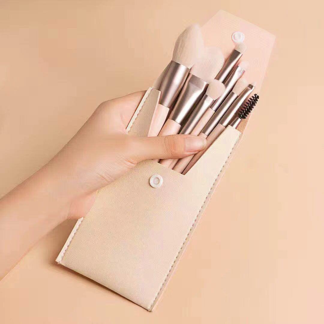 Travel-Size Mini Makeup 8-Brush Beauty Set